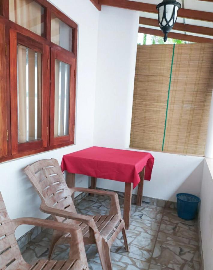 River Side Holiday Inn Weligama Buitenkant foto